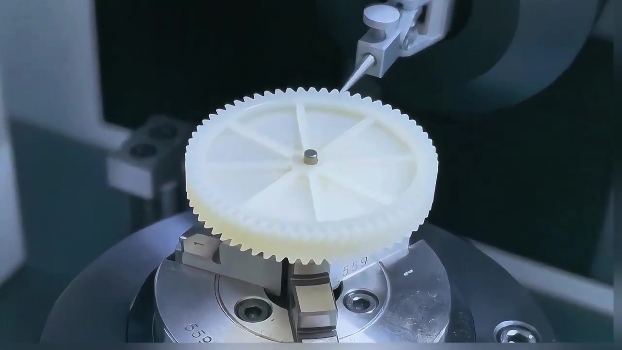 Precision Plastic Gear Injection Molding Workshop