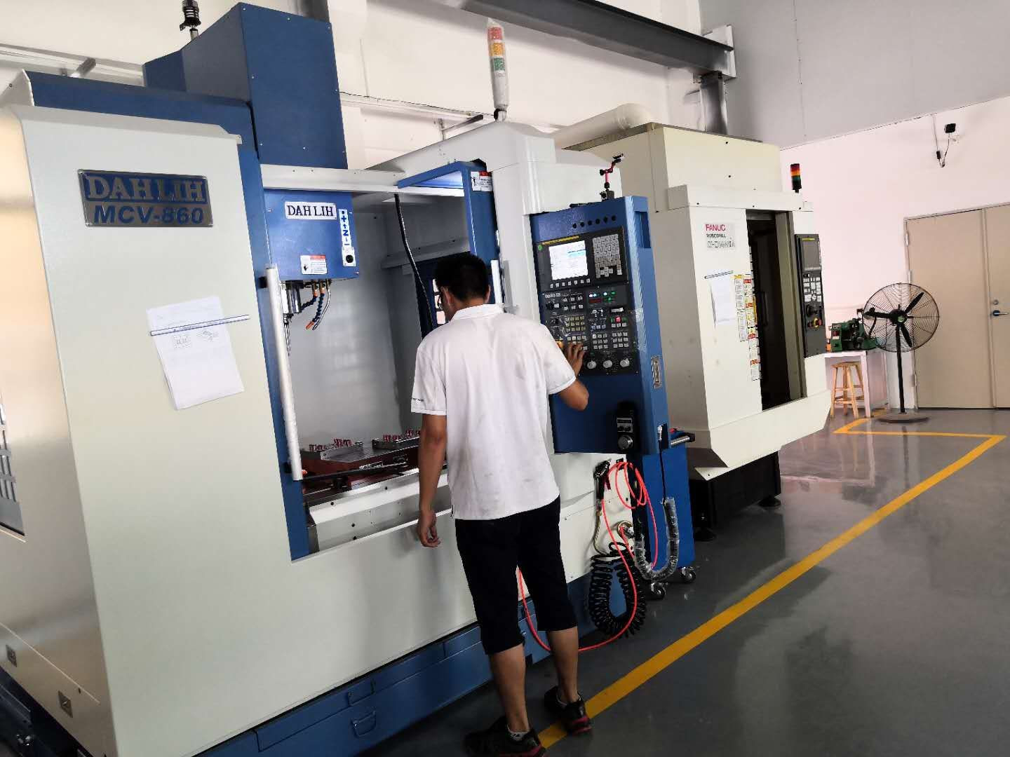 CNC mold workshop